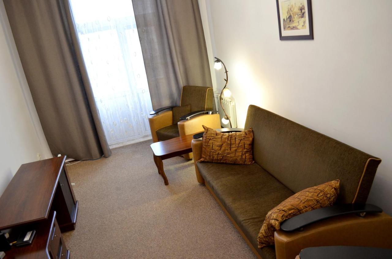 Chapayev Apartments Киев Екстериор снимка